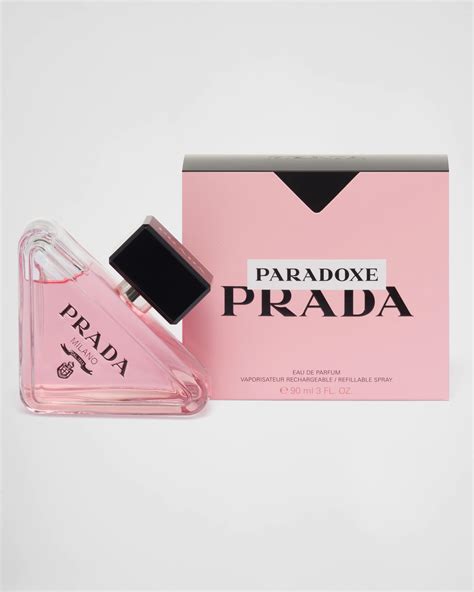 Prada Paradoxe Review and What the New Perfume Smells Like